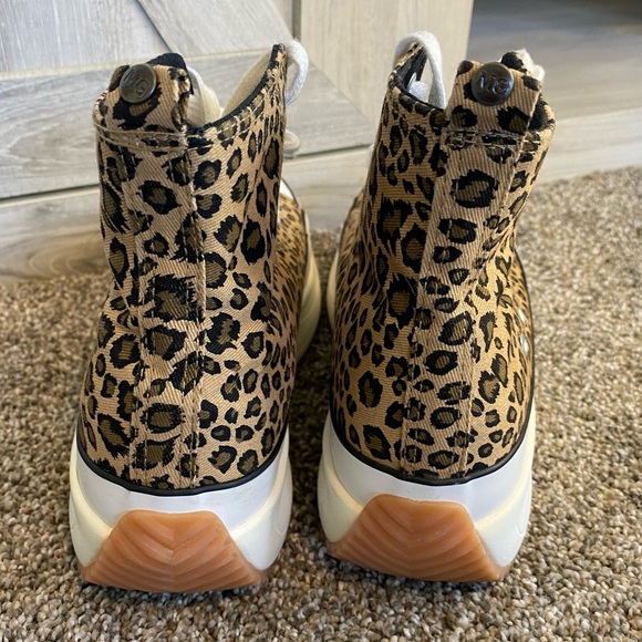 Madden Girl Winnona Flatform Women's High-Top Sneakers Leopard US 6.5 - Picture 8 of 9